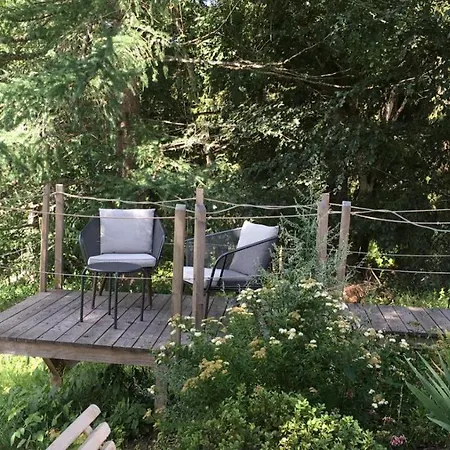 65 Alojamento de Turismo Selvagem